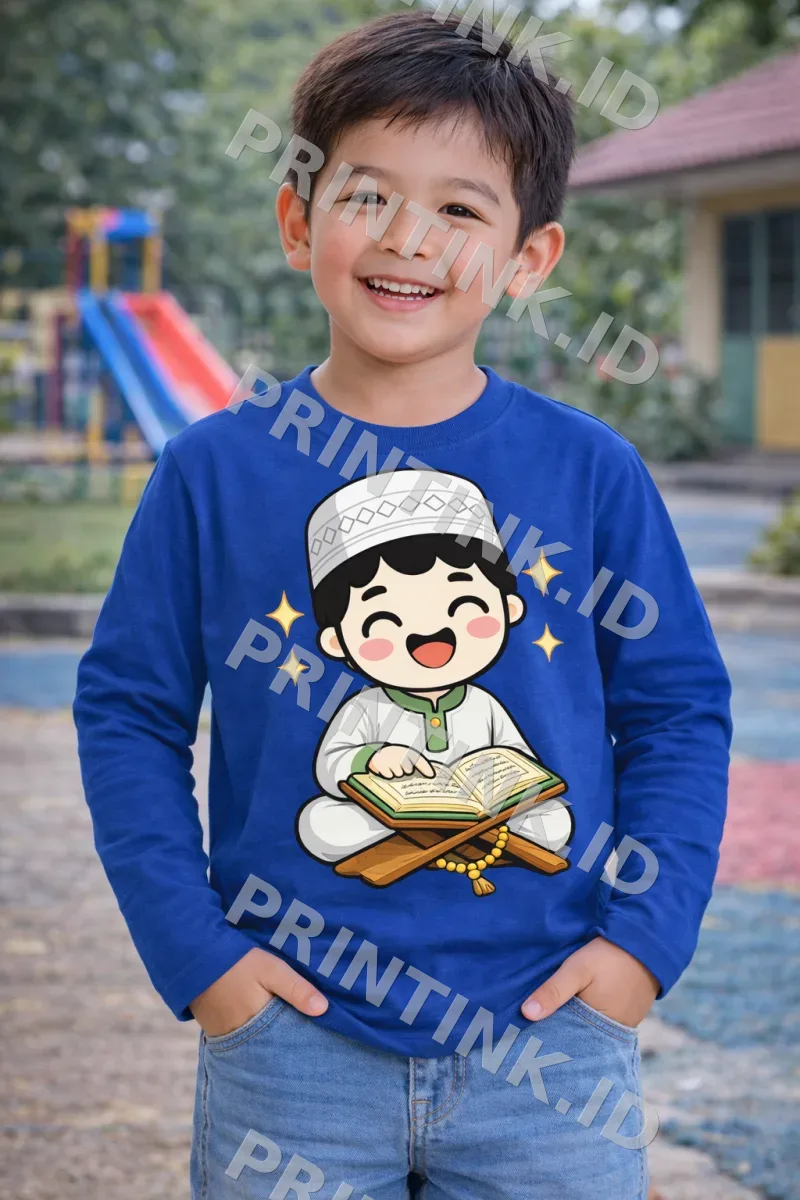 Anak laki-laki mengaji